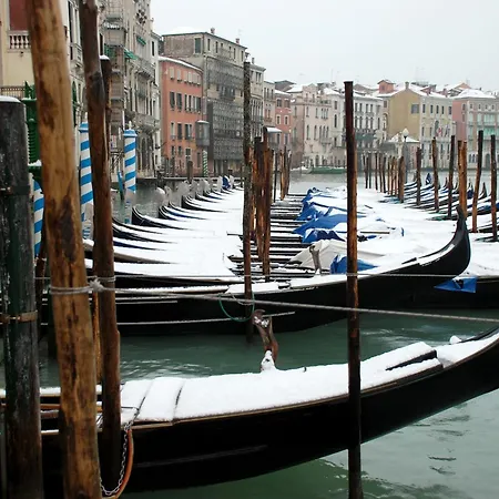 Hotel At Leonard Venise