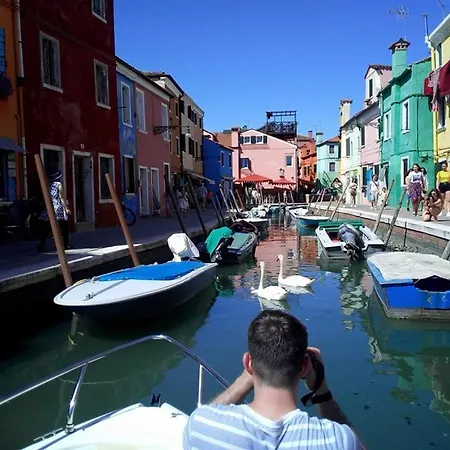 At Leonard Hotel Venise