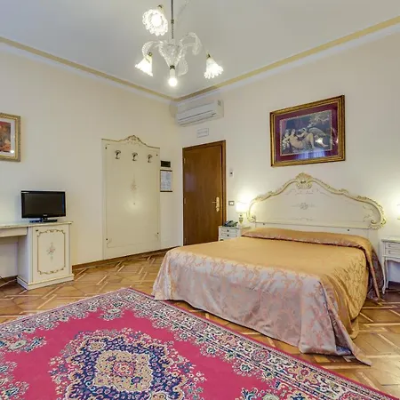 At Leonard Venetië