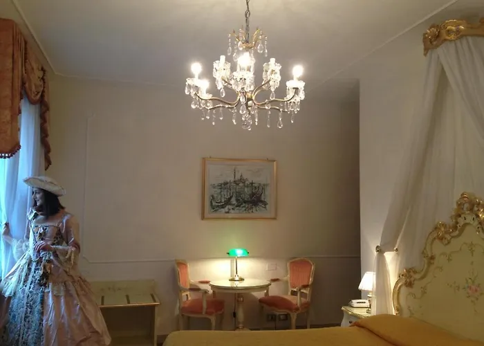 At Leonard Hotel Venetië