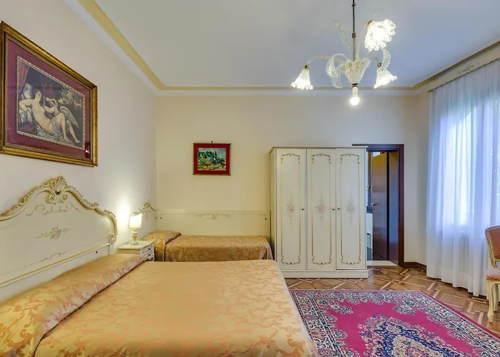 At Leonard * Venetië