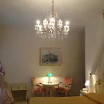 At Leonard Ξενοδοχείο Βενετία