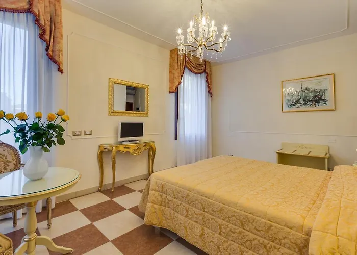 At Leonard Ξενοδοχείο